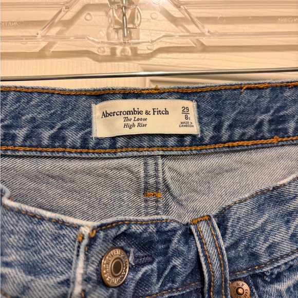 Abercrombie & Fitch Loose High Rise - Picture 4 of 4